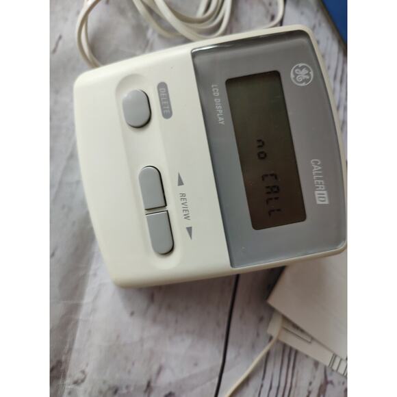 GE Caller ID Name & Phone Number Display 2 languages Model 2-9060 Un Tested - Picture 6 of 10